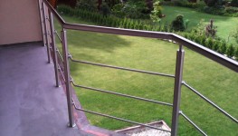 Balcony railings